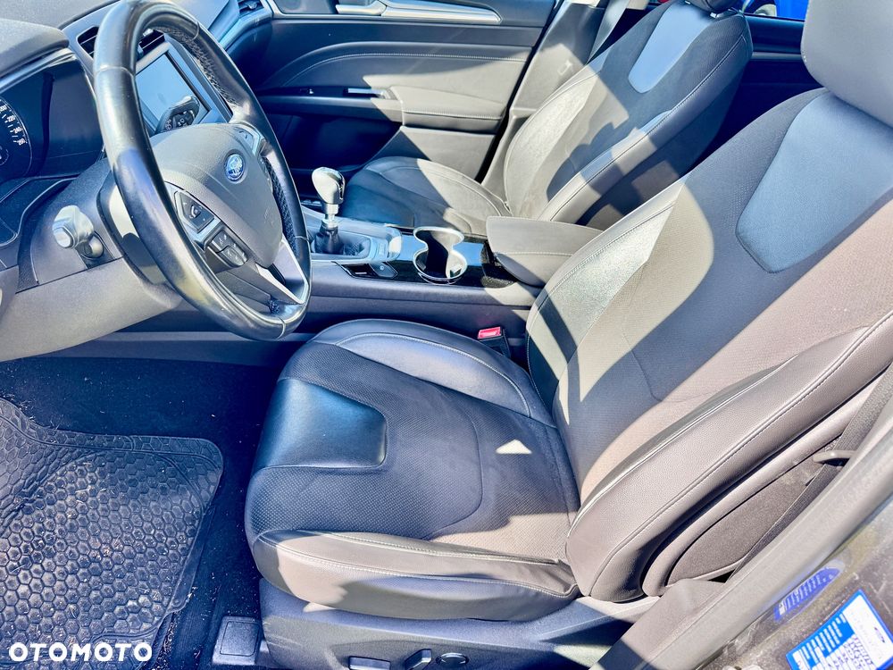 Ford Mondeo - 7