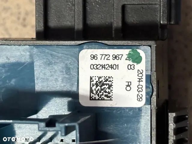 PRZYCISK PRZEŁĄCZNIK HAMULCA RĘCZNEGO PEUGEOT 508 96772967 - 3