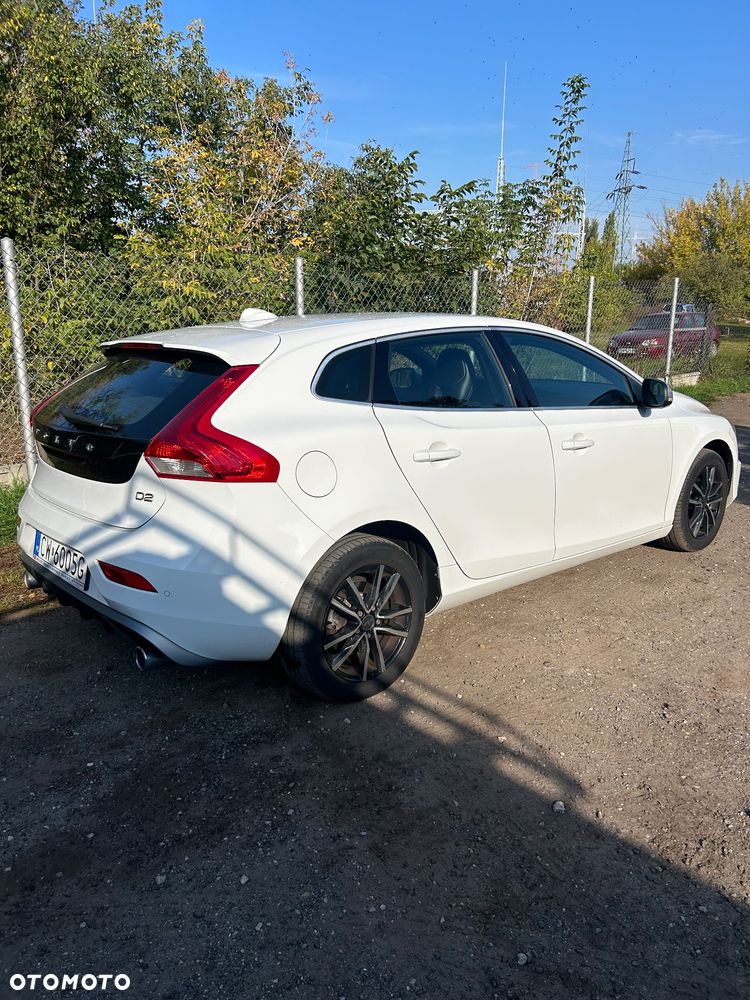Volvo V40 2015 photo 4