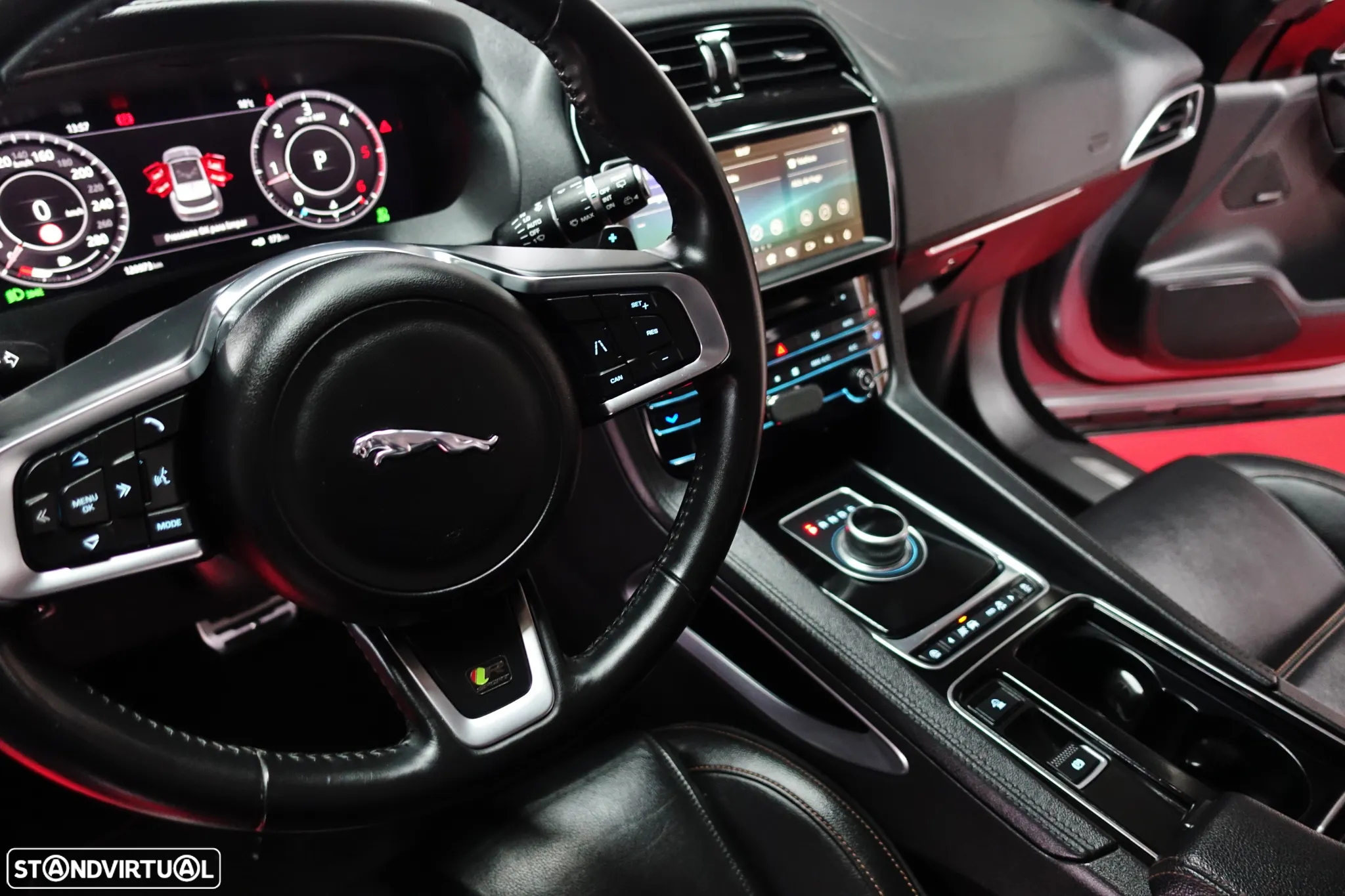 Jaguar F-Pace 2.0 i4D R-Sport Aut. - 41