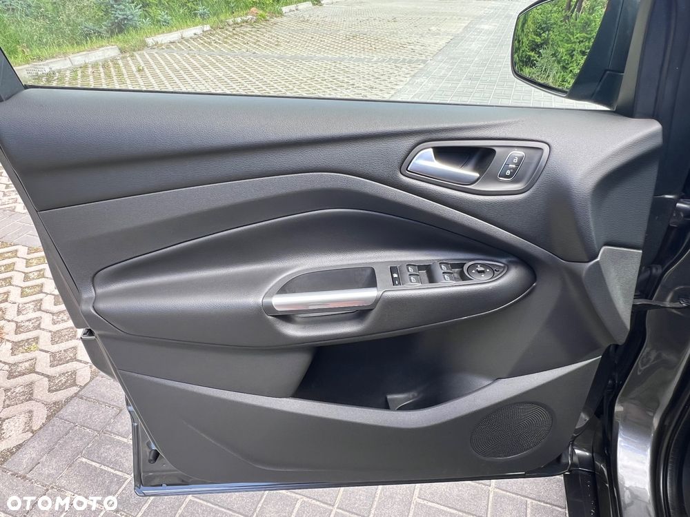 Ford Kuga 2.0 TDCi AWD ST-Line - 17