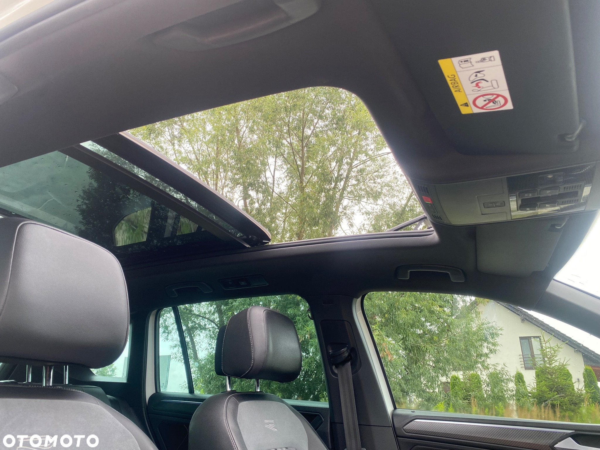 Volkswagen Tiguan 2.0 TDI SCR 4MOTION DSG R-Line - 27