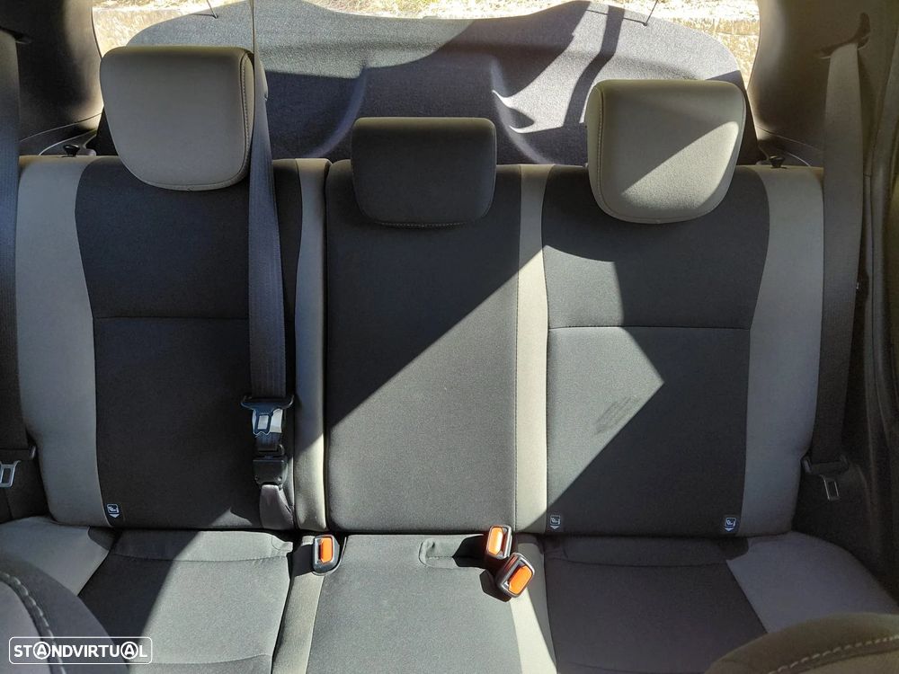 Toyota Yaris 1.5 HSD Square Collec.Grey - 14