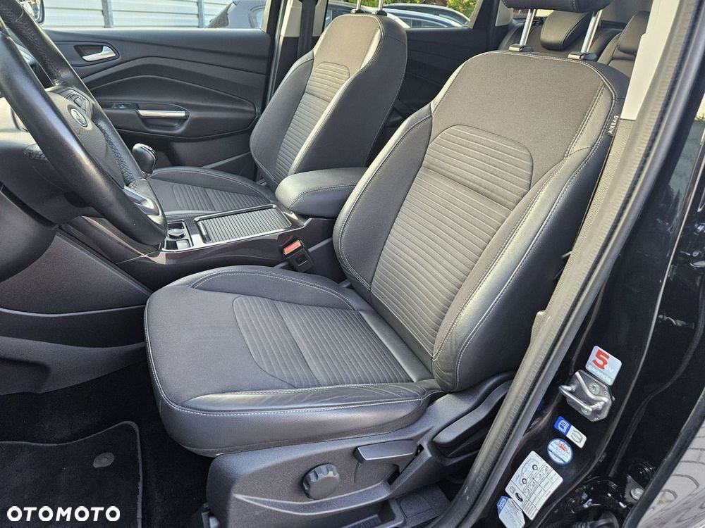Ford Kuga 2.0 TDCi FWD Titanium - 23