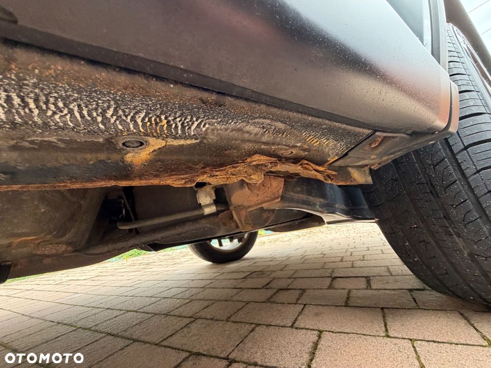 Nissan X-Trail 2.0 dCi 4x4 DPF SE - 35