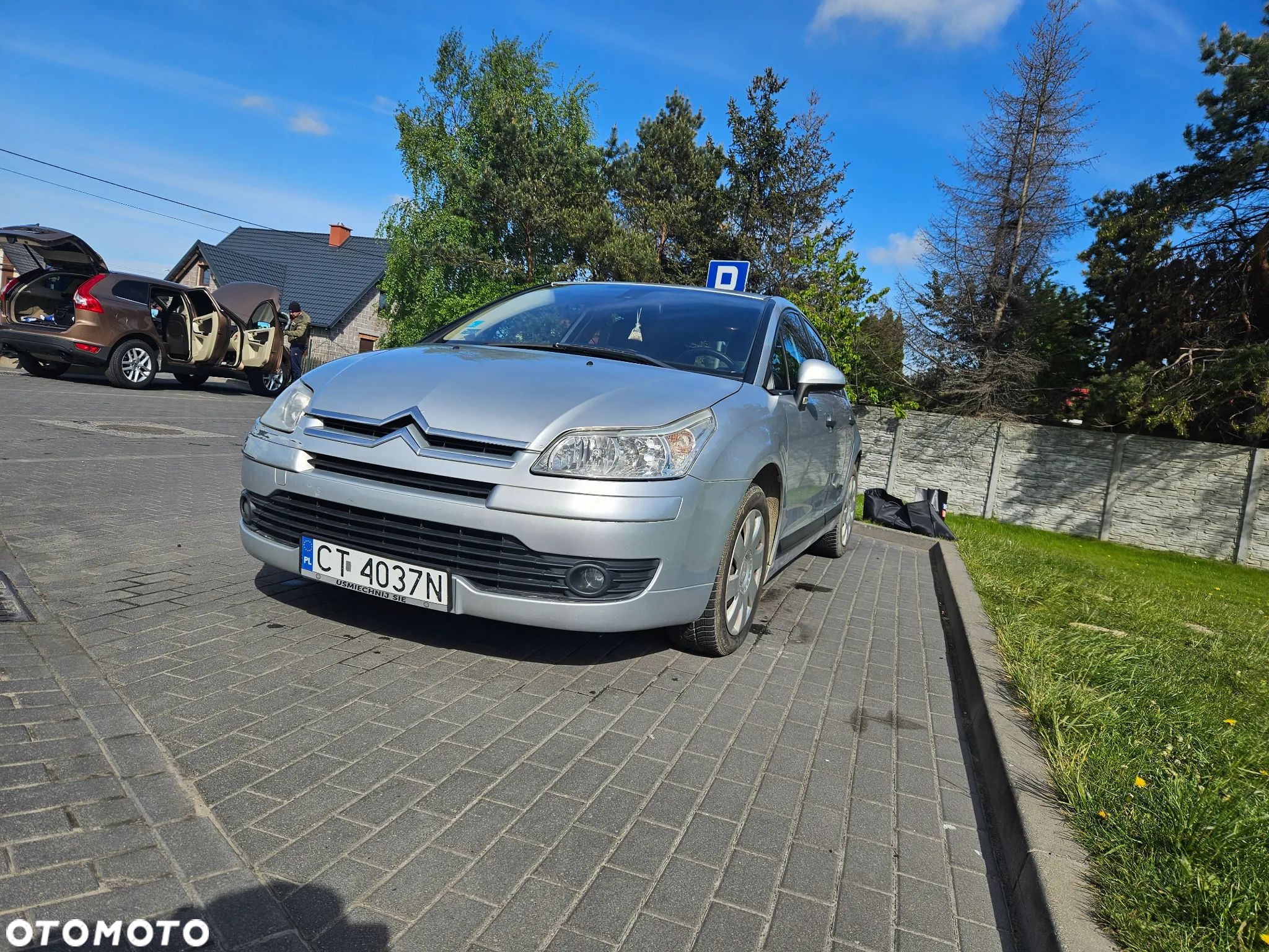 Citroën C4 1.6 16V Impress - 1