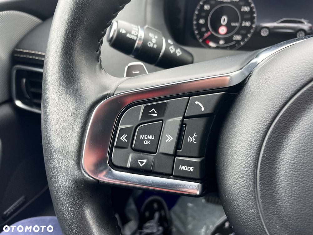 Jaguar F-Pace 25t AWD R-Sport - 21
