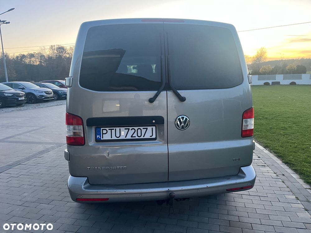 Volkswagen Transporter - 5