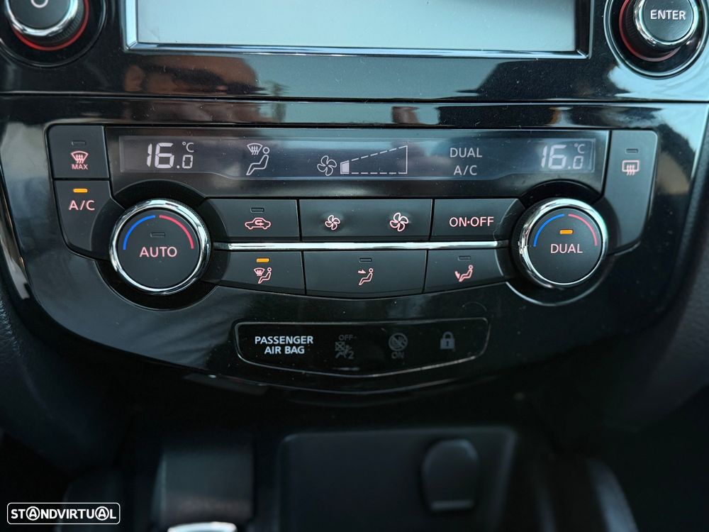 Nissan Qashqai 1.5 dCi N-Connecta 18 - 12