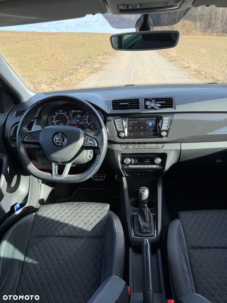 Skoda Fabia - 11
