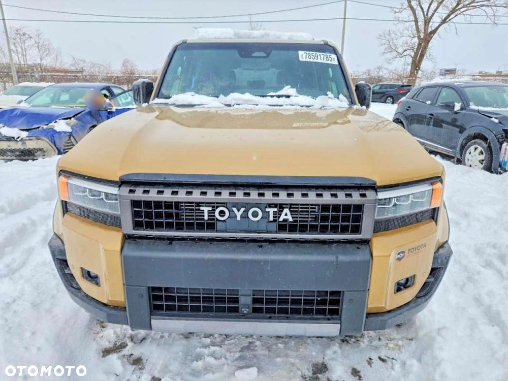 Toyota Land Cruiser - 5