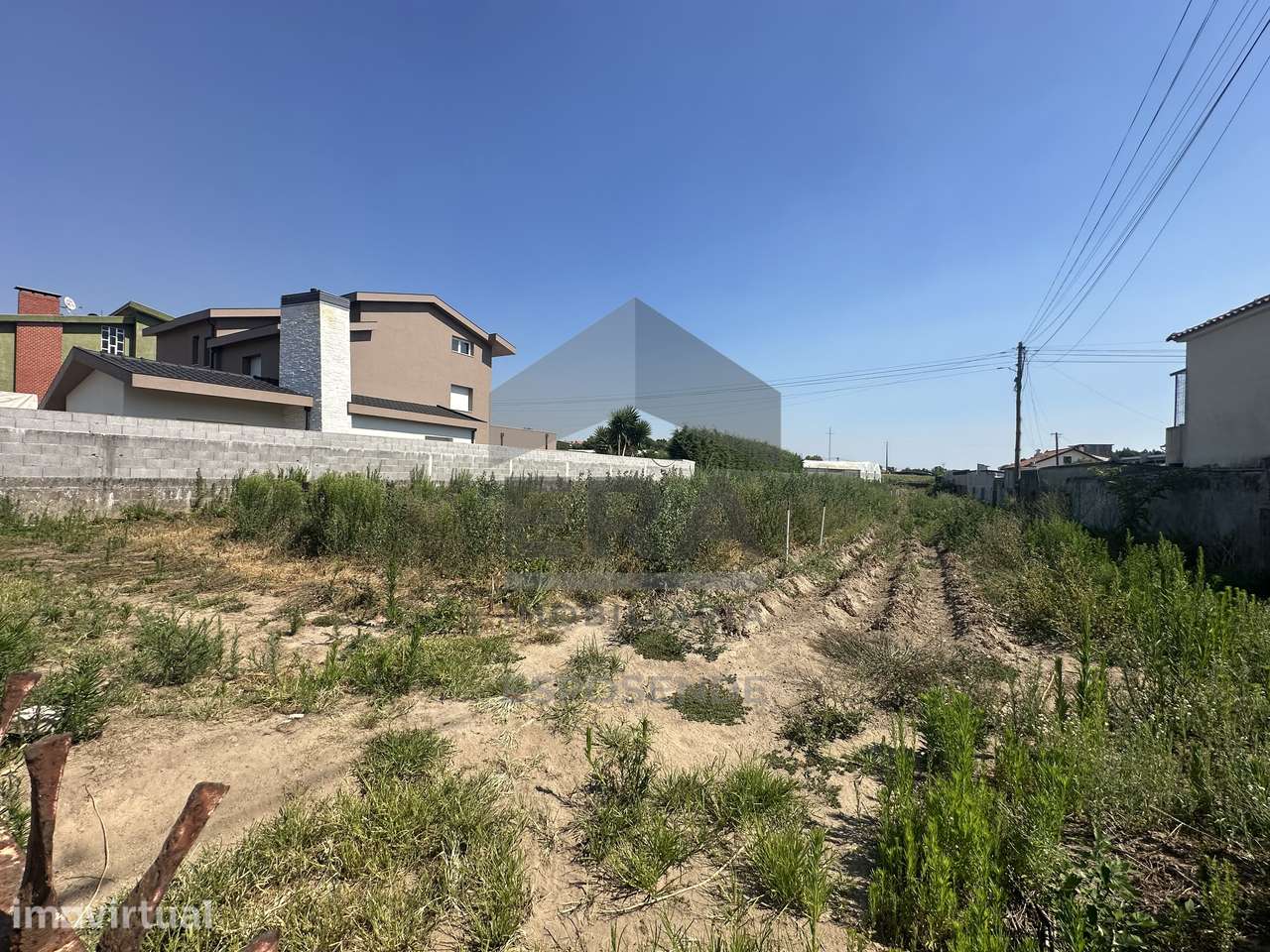 Terreno com 1500m2 em Terroso, Póvoa de Varzim - Grande imagem: 3/7