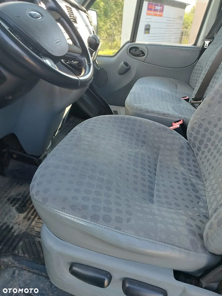 Ford Transit - 14