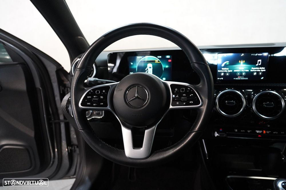 Mercedes-Benz A 180 d Progressive - 28