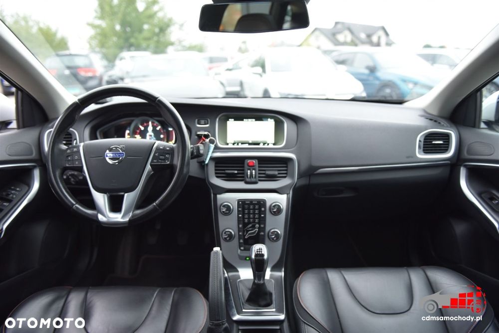 Volvo V40 D4 Ocean Race - 21