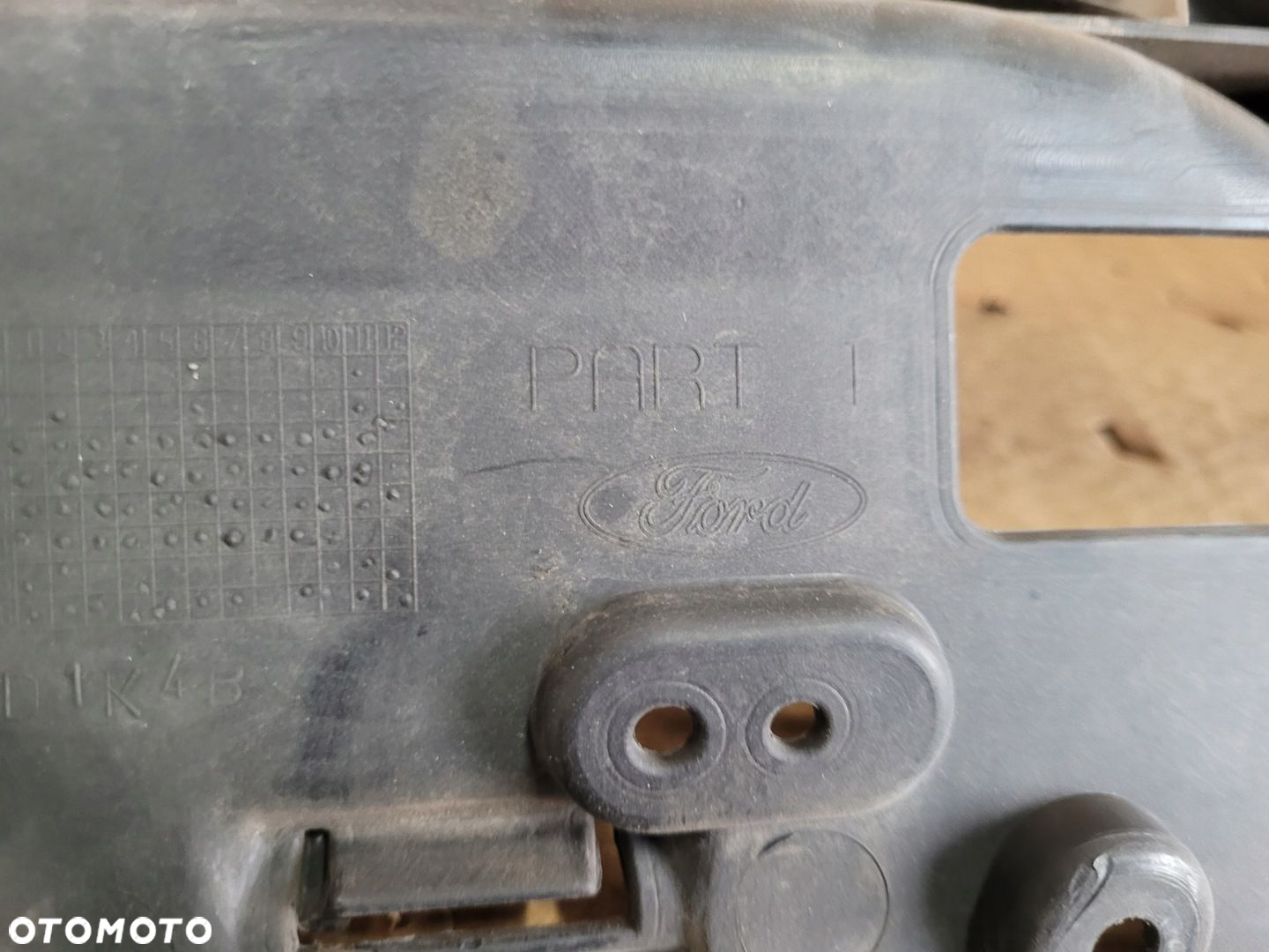 PAS PRZEDNI WZMOCNIENIE ZDERZAKA PRZÓD FOCUS MK3 III BM5117E778 - 9