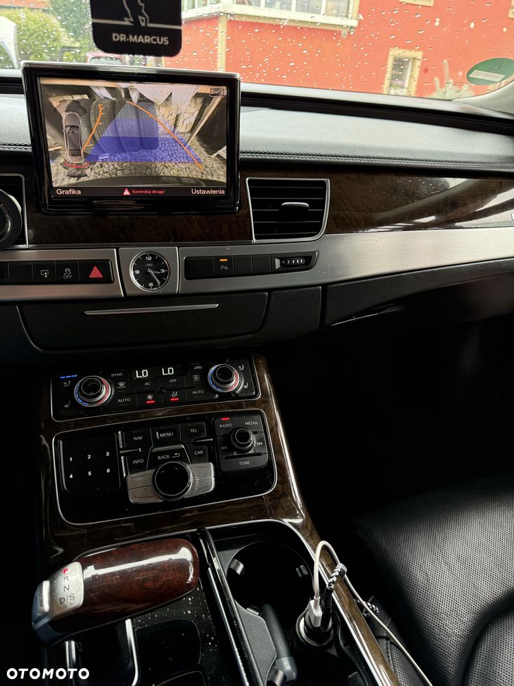 Audi A8 - 7