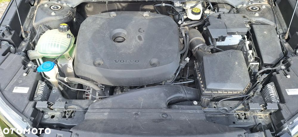 Volvo XC 40 T5 AWD Geartronic Momentum Pro - 6