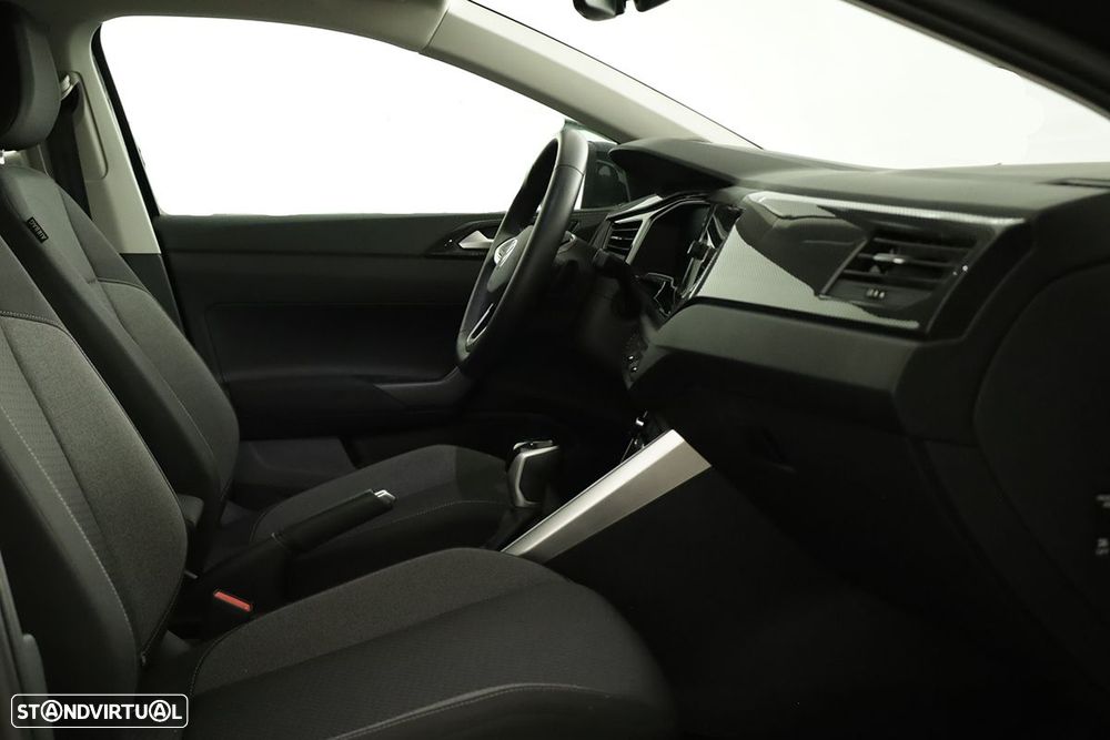 VW Taigo 1.0 TSI Urban DSG - 19