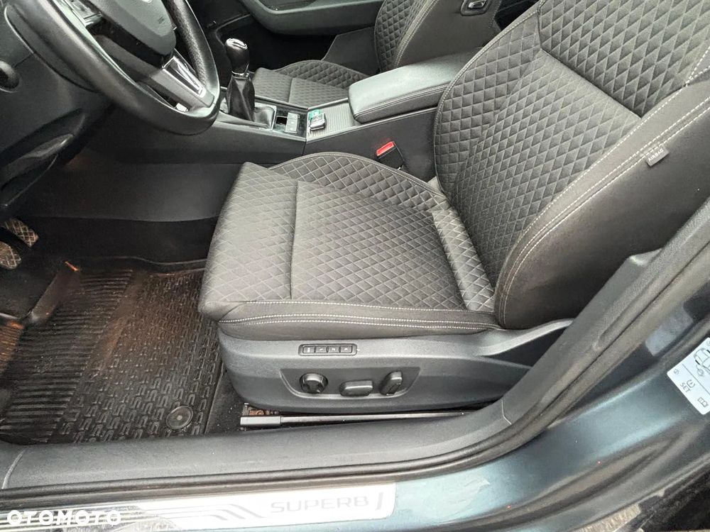Skoda Superb 2.0 TDI Style - 18