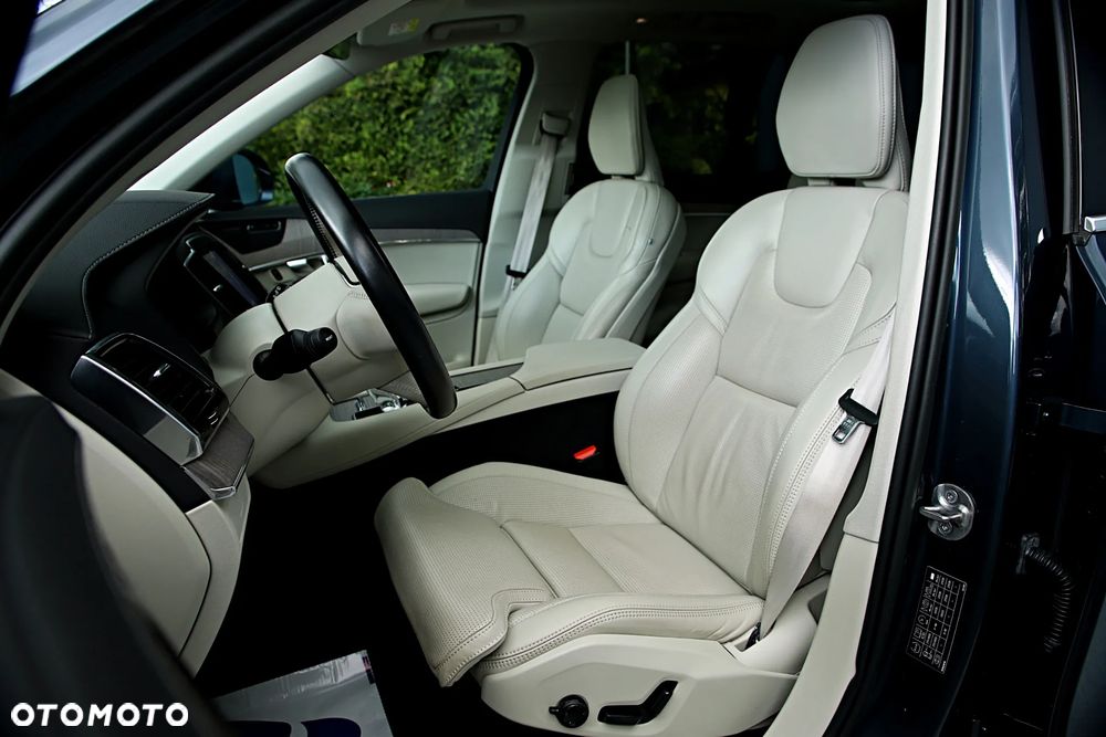 Volvo XC 90 B5 D AWD Ultimate Bright 7os - 18