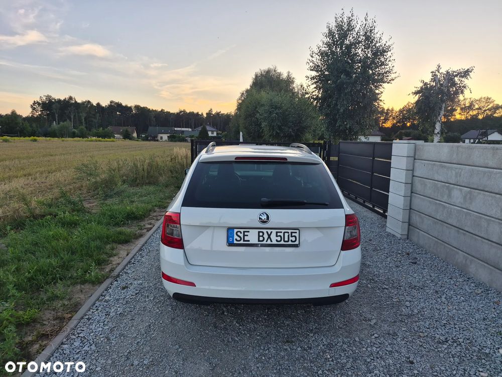 Skoda Octavia 1.4 TSI Ambition - 4