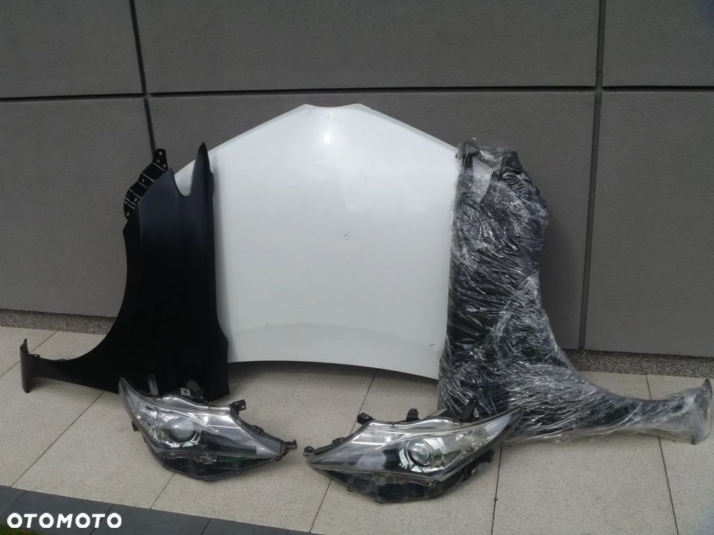 TOYOTA AURIS II LIFT HB ZDERZAK TYLNY LISTWA - 13