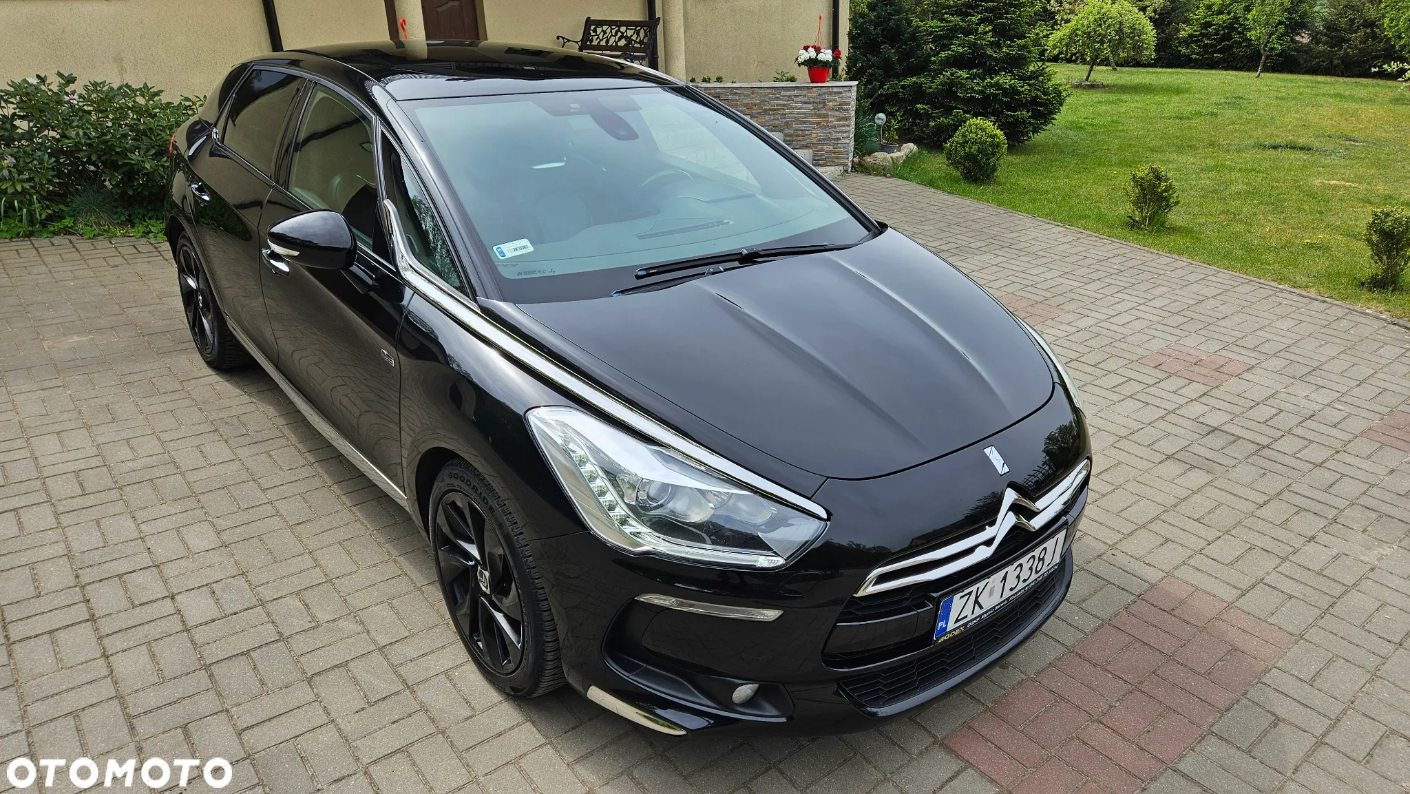 Citroën DS5 2.0 Hybrid4 SportChic - 23
