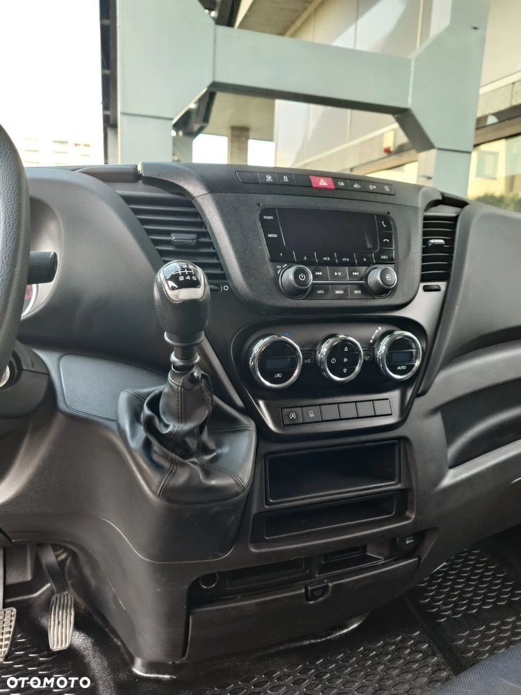 Iveco Daily - 12