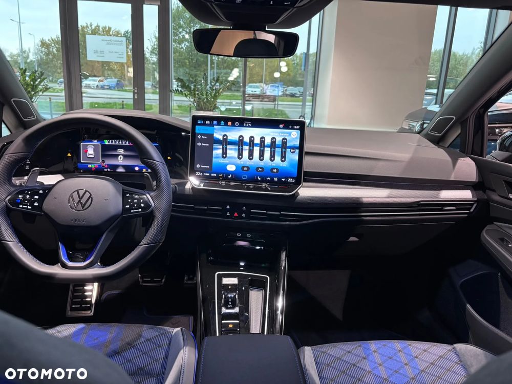 Volkswagen Golf - 14