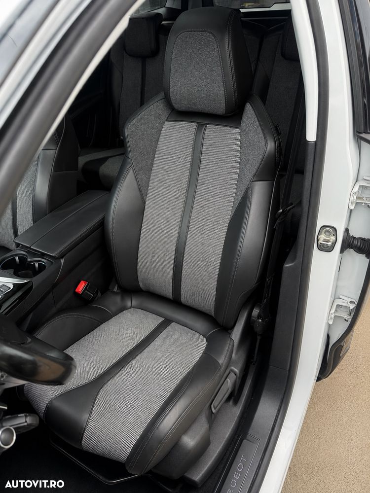 Peugeot 5008 - 11