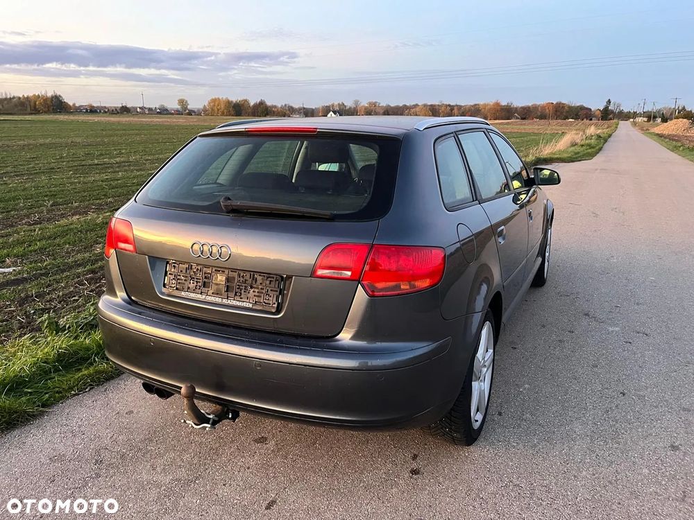 Audi A3 Sportback - 6