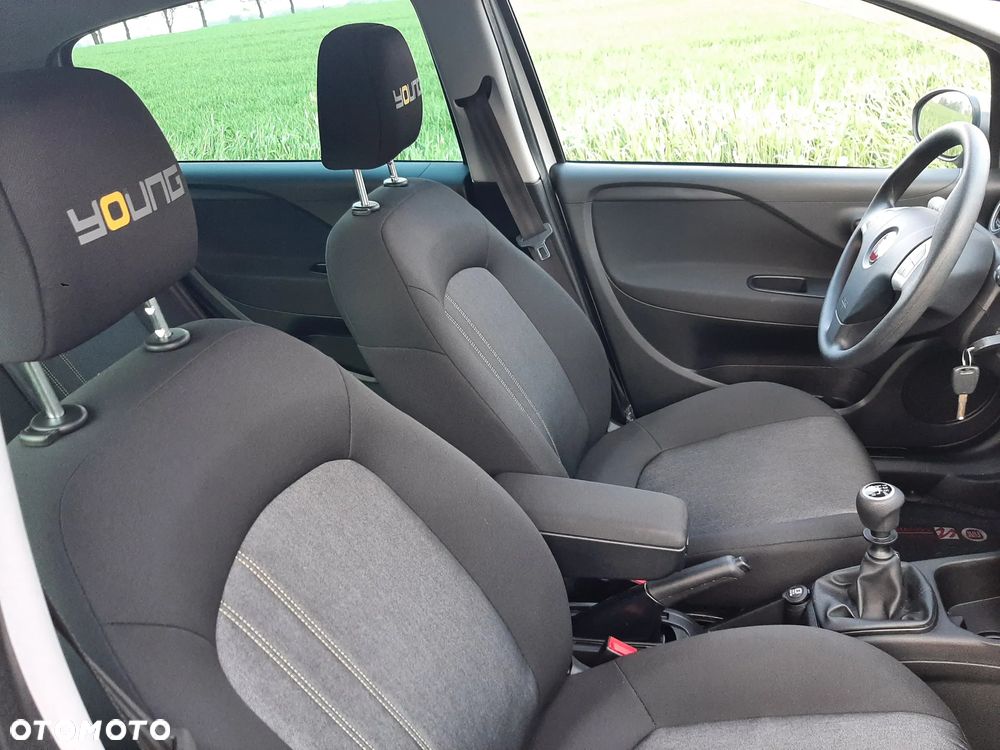 Fiat Punto Evo 1.2 8V Young II - 7