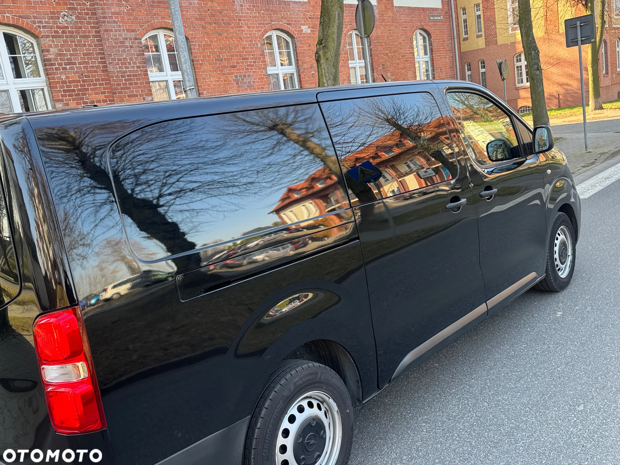 Opel VIVARO - 30