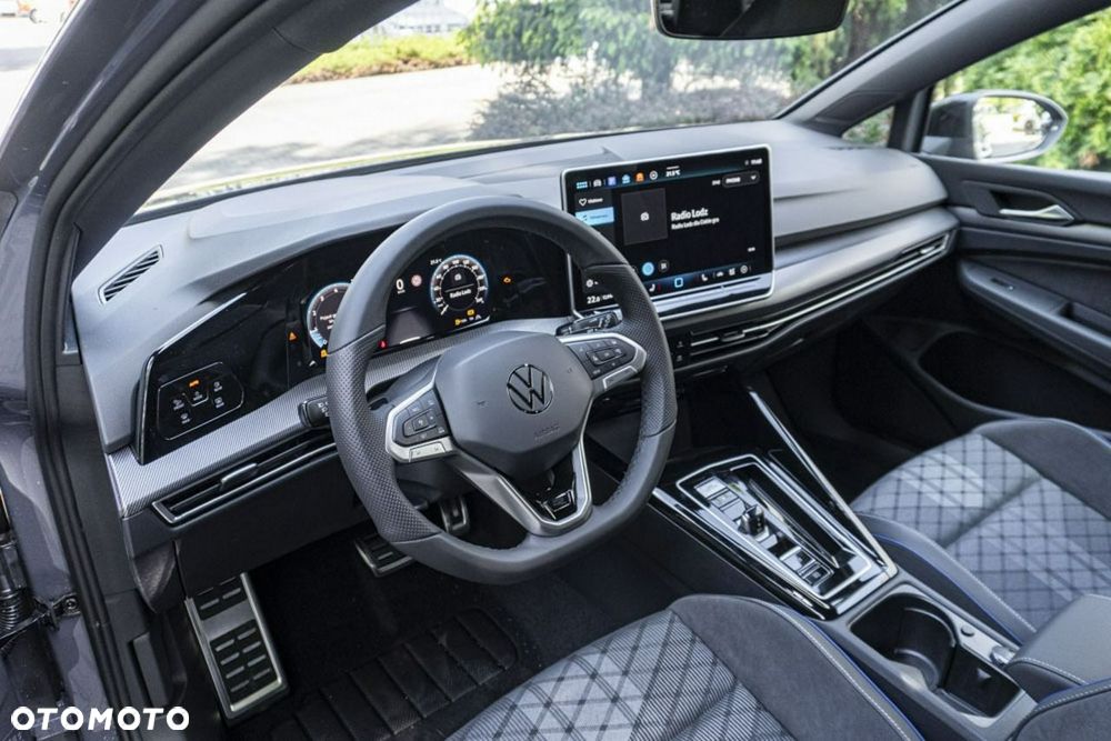 Volkswagen Golf - 12