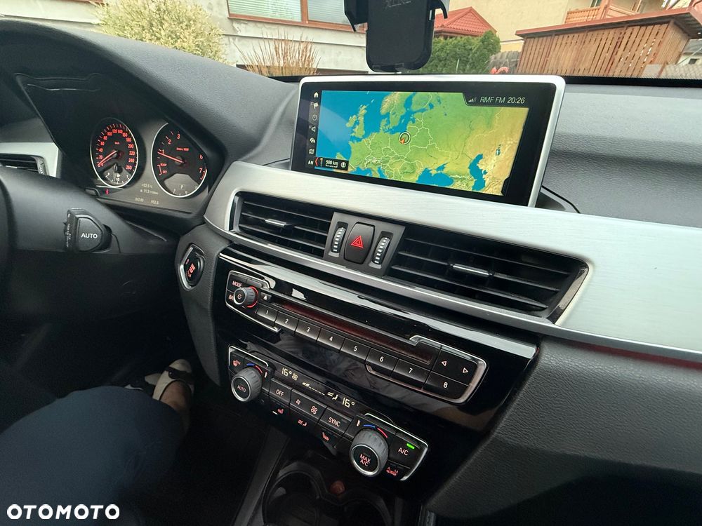 BMW X1 xDrive25i GPF Advantage - 24