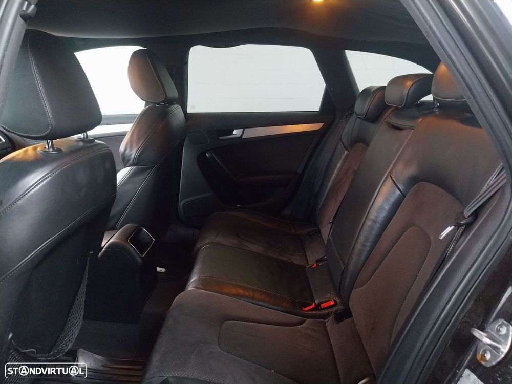 Audi A4 Avant 2.0 TDI Advance - 7