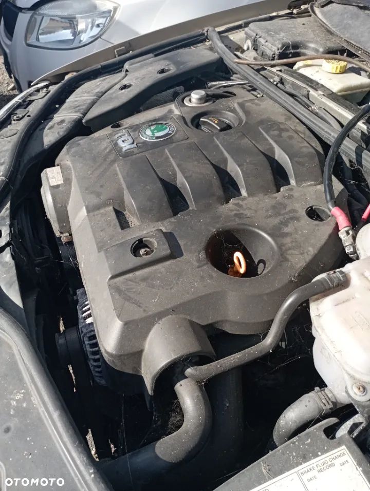 Silnik słupek Skoda Superb I 1.9 TDI AVF - 3