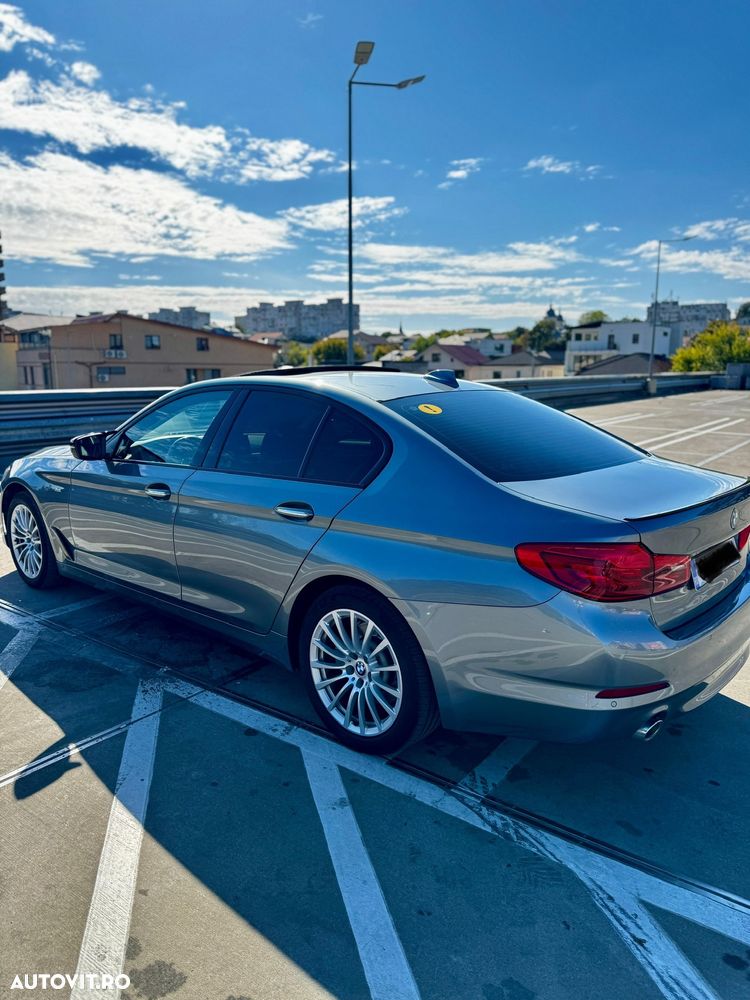 BMW Seria 5 520d Touring Aut. Sport Line - 6