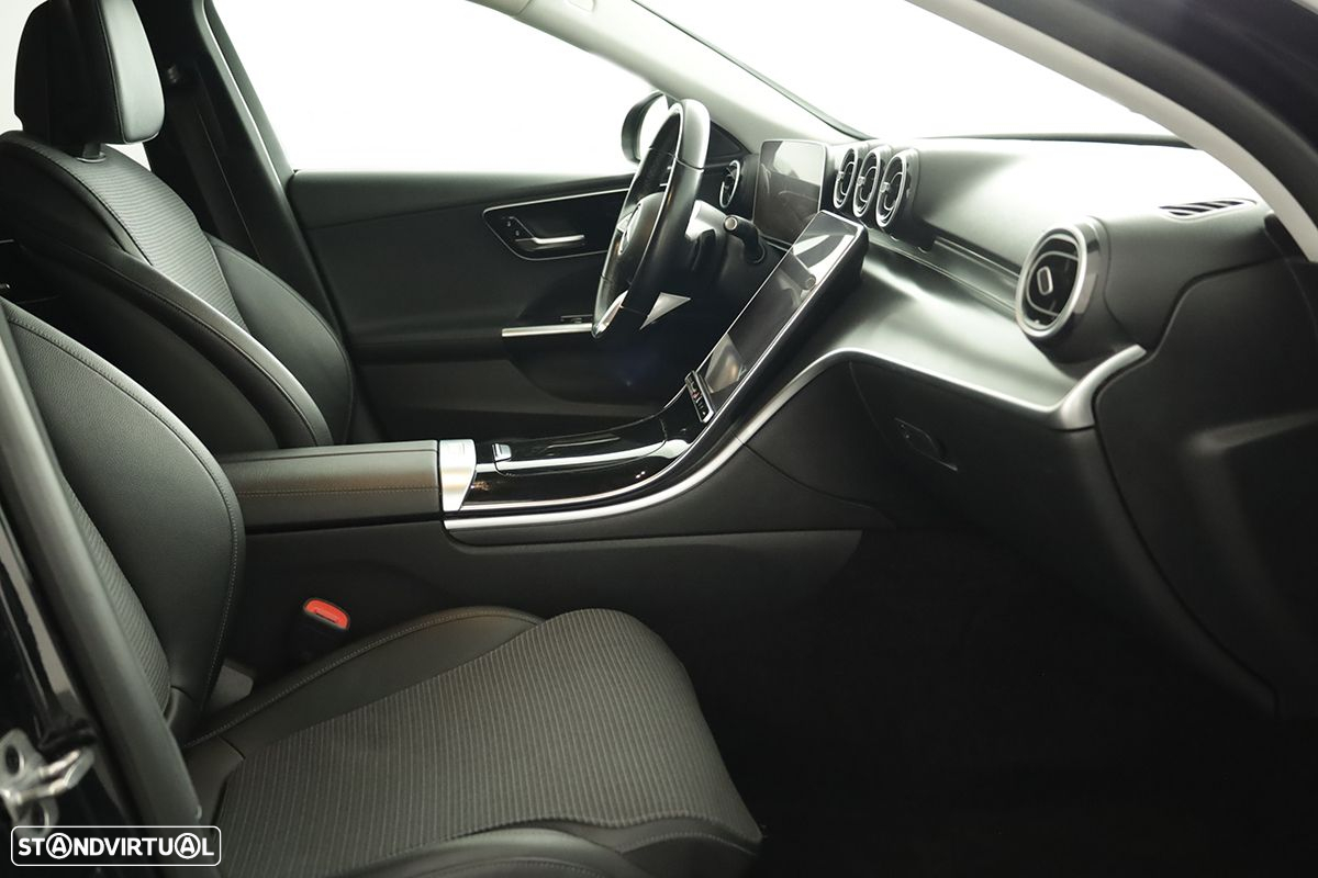 Mercedes-Benz C 220 - 26