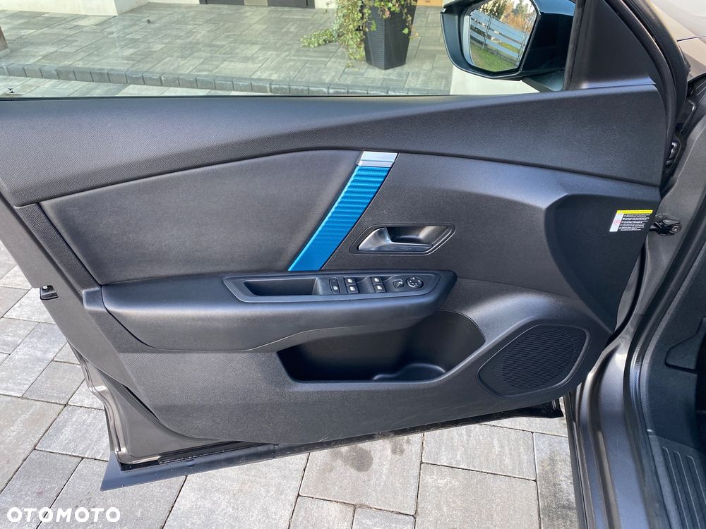 Citroën C4 EV156 54kWh E-Series - 27