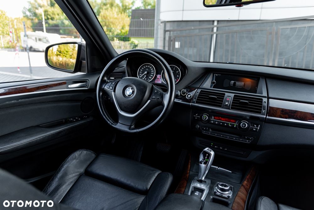 BMW X5 xDrive50i M Sport Edition - 22