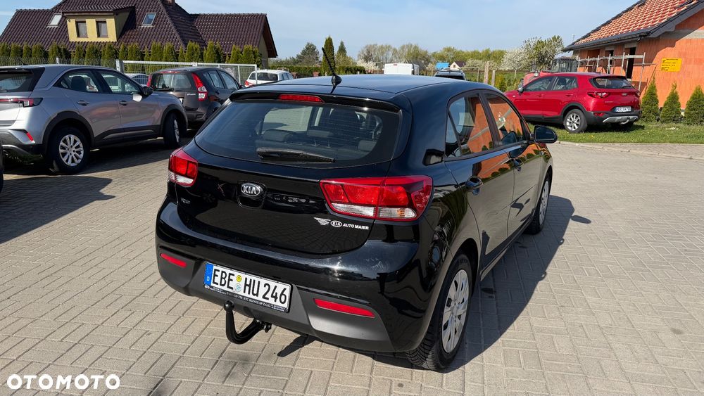Kia Rio 1.2 Edition 7 - 11