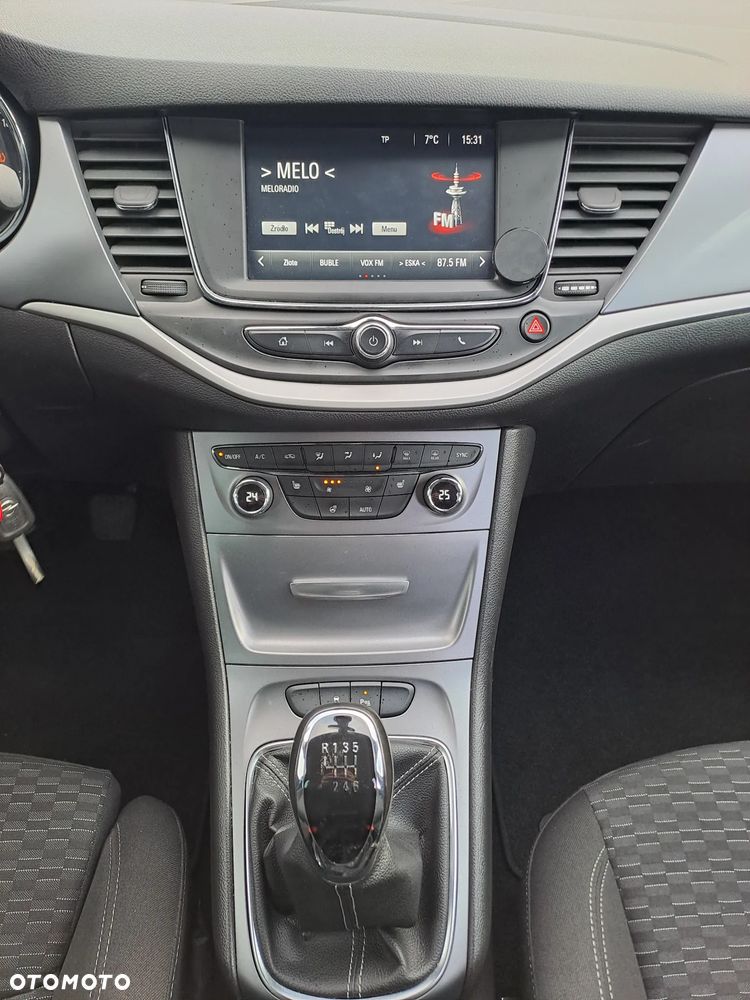 Opel Astra - 17