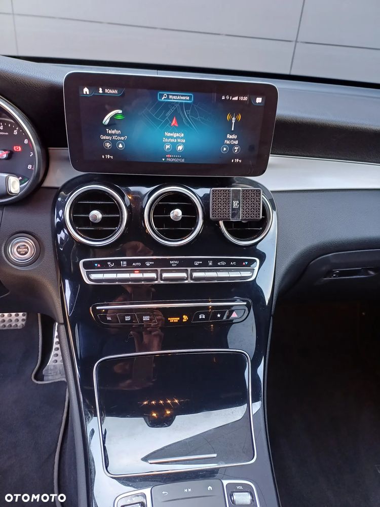 Mercedes-Benz GLC 300 e 4-Matic - 25