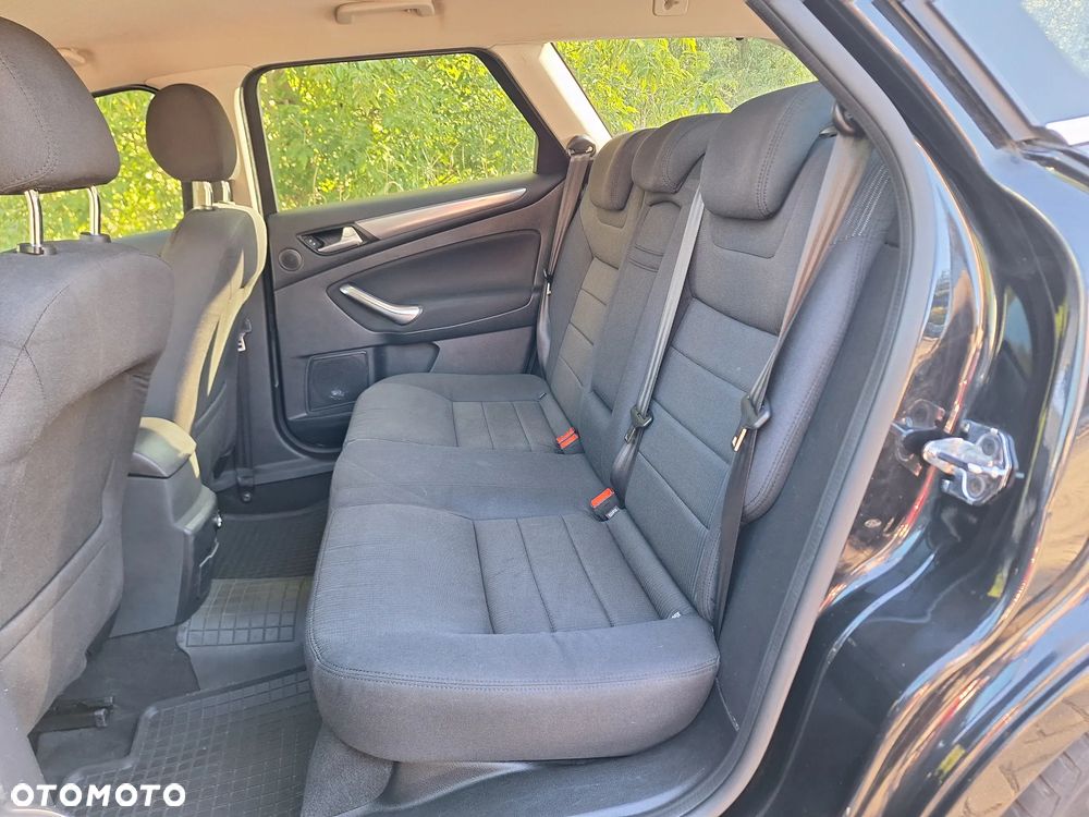 Ford Mondeo 2.0 TDCI Business Edition - 23