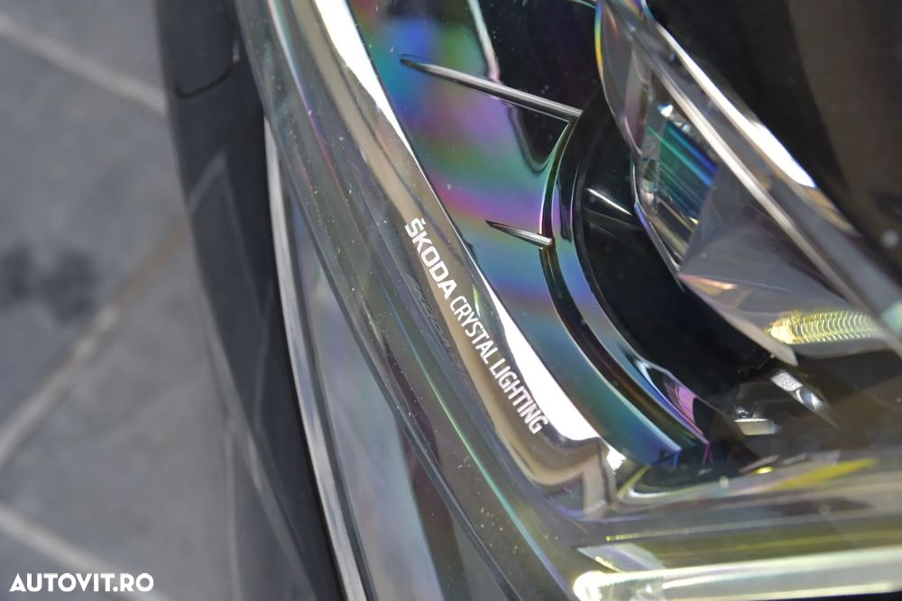 Skoda Superb Combi 2.0 TDI 4X4 DSG Laurin & Klement - 12