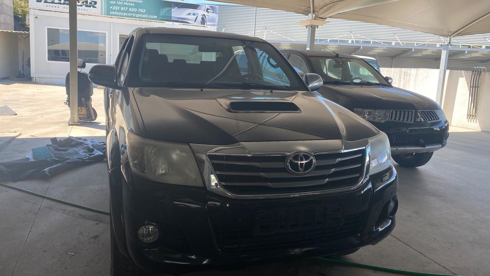 Toyota Hilux 4x4 Cabine Dupla DPF Comfort