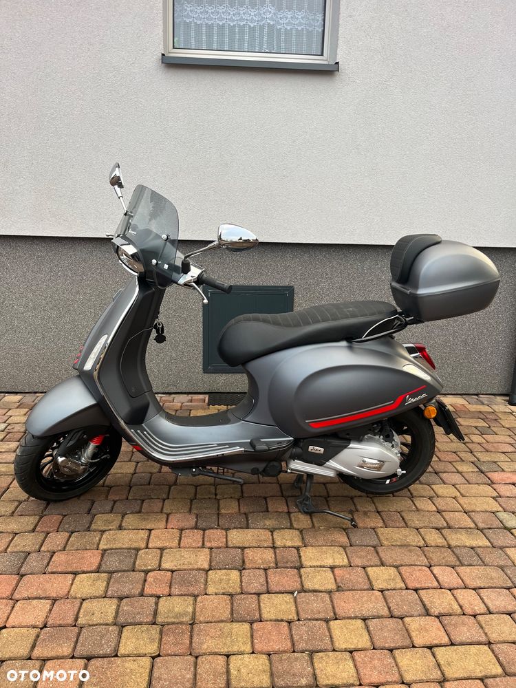 Piaggio Vespa - 1