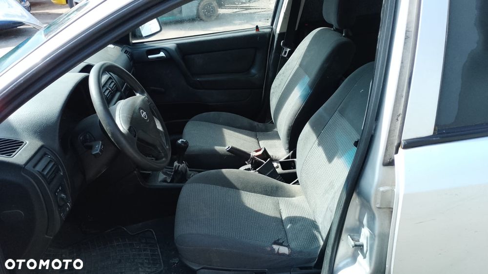 Tylko Części Opel Astra II G 2.0 dti / 2.2 dti kombi 5d 98r–08r lakier Z157 - 8